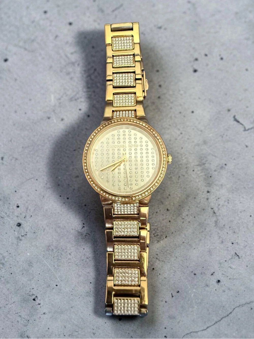 Michael Kors Gabbi MK3988 Gold Crystal Pavé Watch Gold Stainless Steel